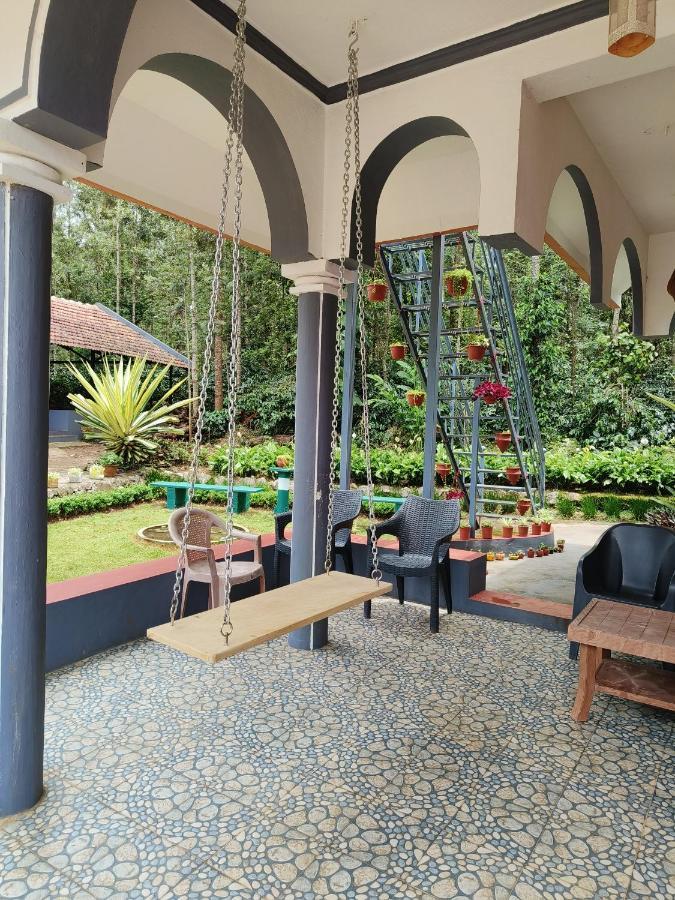 Bluebell Homestay Chikmagalūr Zewnętrze zdjęcie